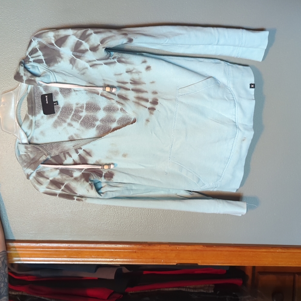 Women's sweater